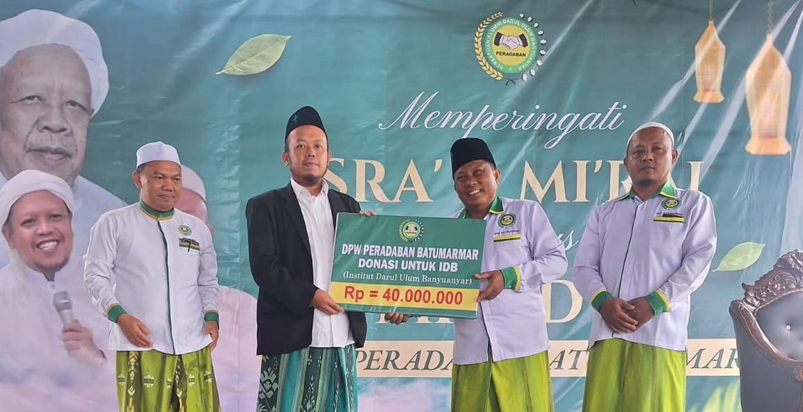 DPW PERADABAN Batumarmar Serahkan Donasi Rp40 Juta untuk Pembangunan IDB Pamekasan