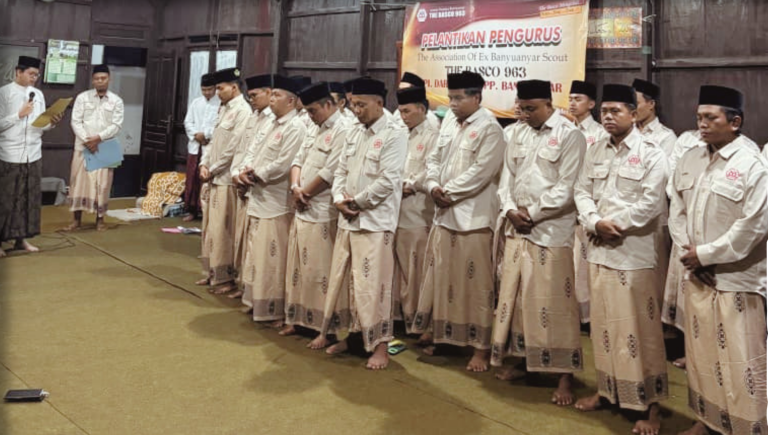 Pelantikan Pengurus Baru THE BASCO 963 di Tepas PP Banyuanyar, Teguhkan Semangat Pengabdian dan Soliditas Alumni